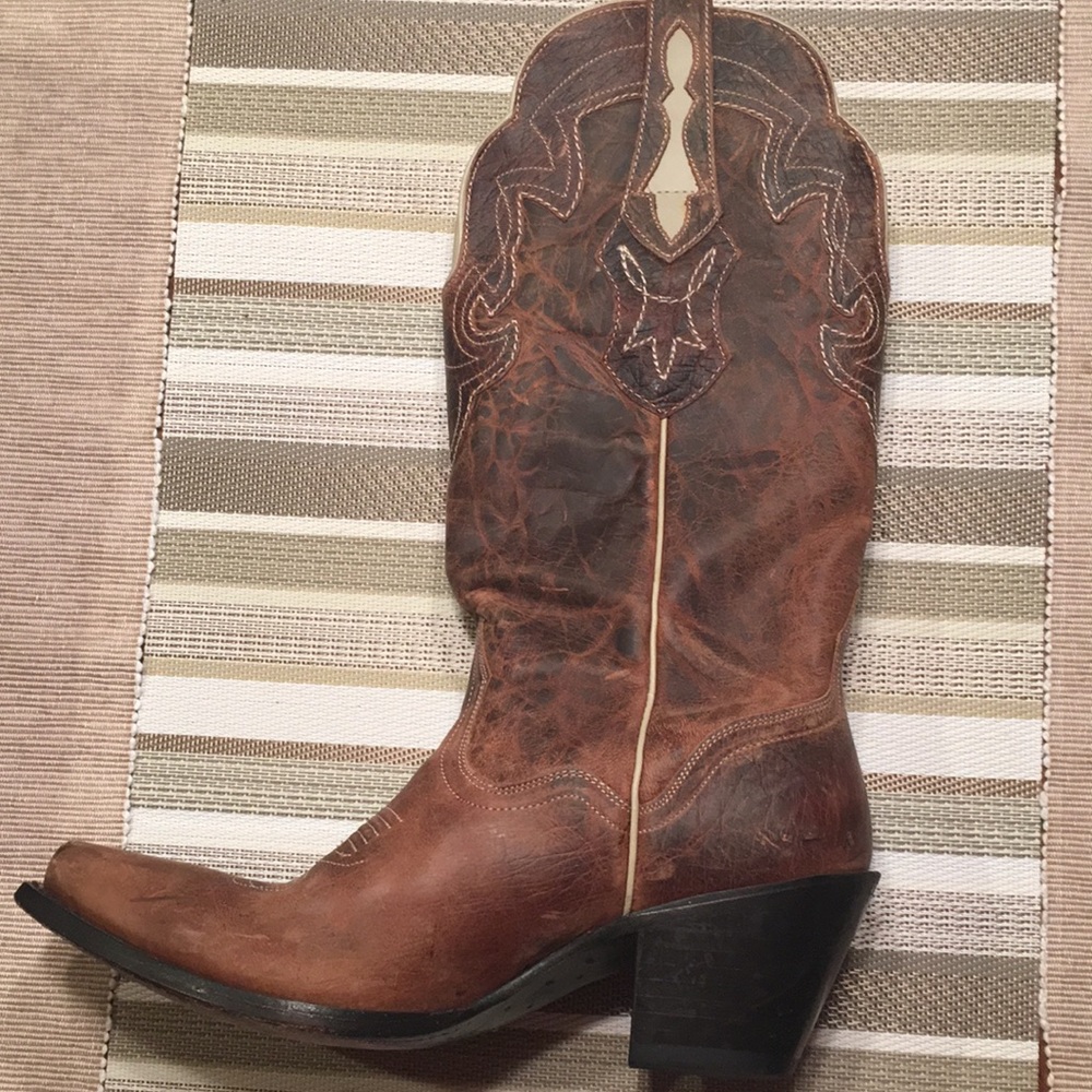 JB Dillon women’s size 9